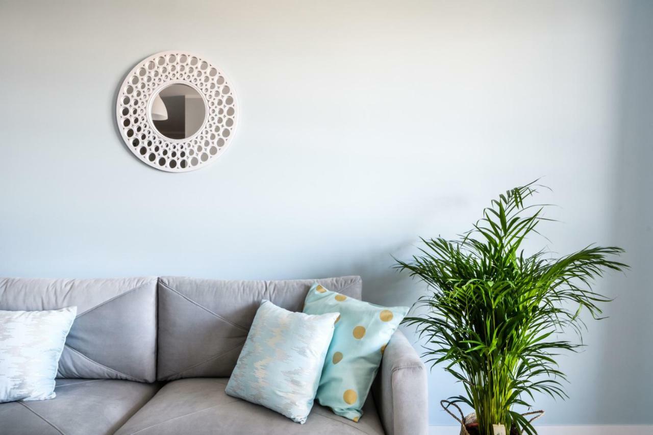 West Side Apartment Varsovia Exterior foto