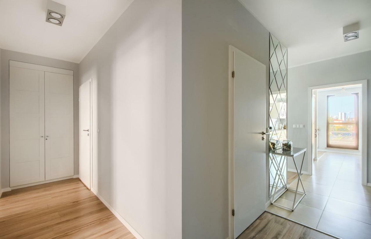 West Side Apartment Varsovia Exterior foto